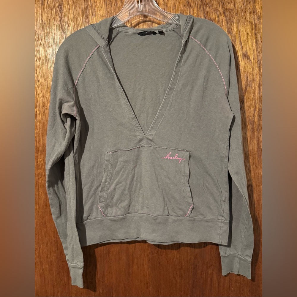 Hurley Gray T-Shirt Hoodie w Deep V-Neck Plunging Neckline & Pocket ~ Size Small